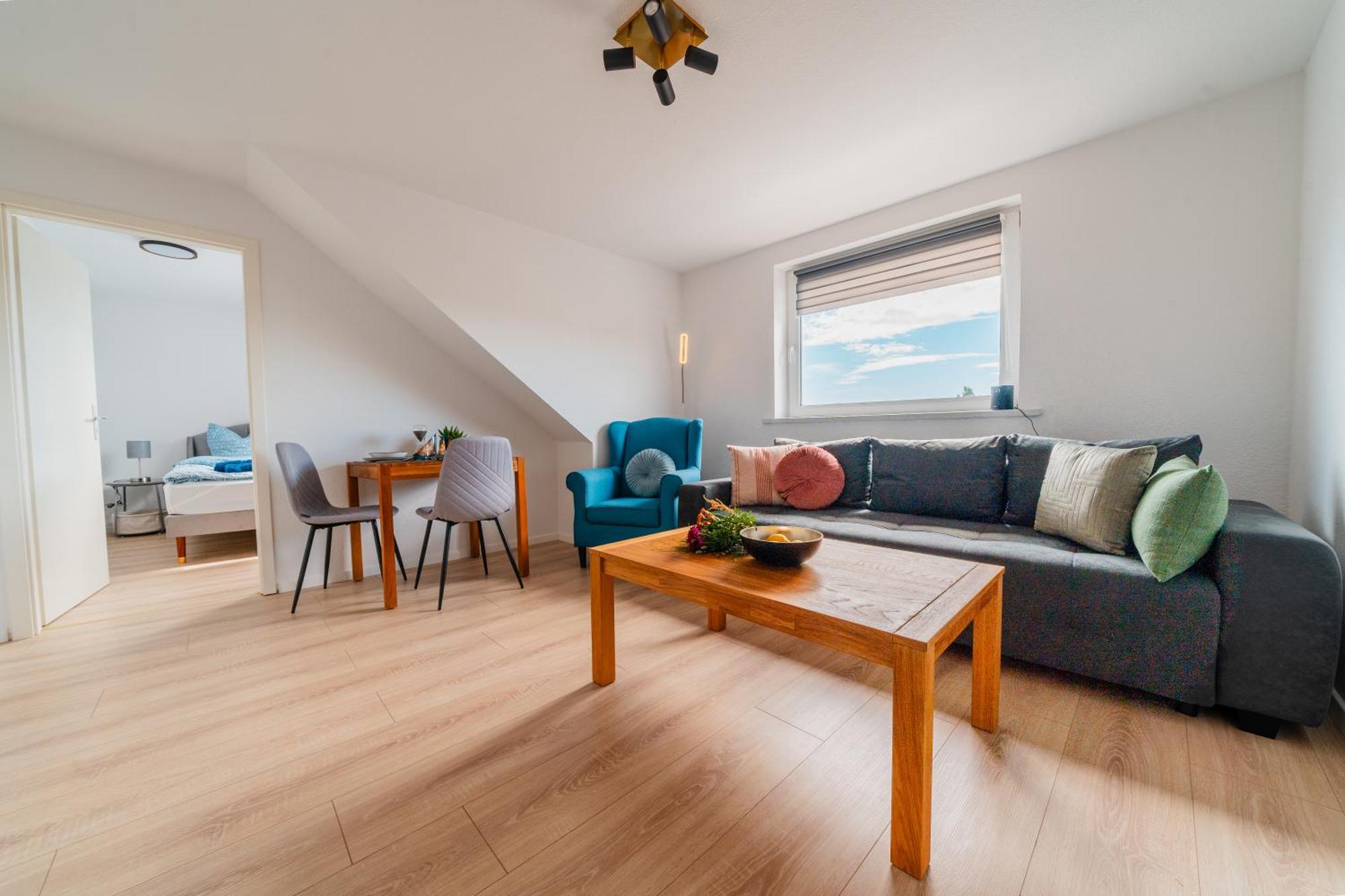 Zentrale Wohlfuehlwohnung - Ideal Fuer Ihren Urlaub Oder Die Geschaeftsreise Magdeburg Luaran gambar