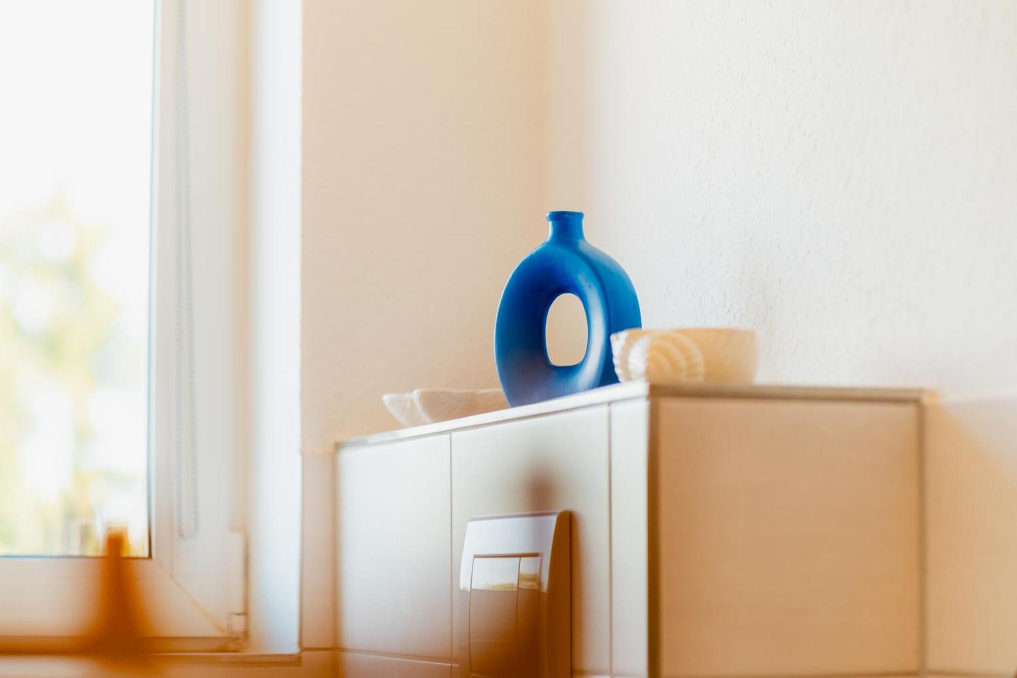 Zentrale Wohlfuehlwohnung - Ideal Fuer Ihren Urlaub Oder Die Geschaeftsreise Magdeburg Luaran gambar
