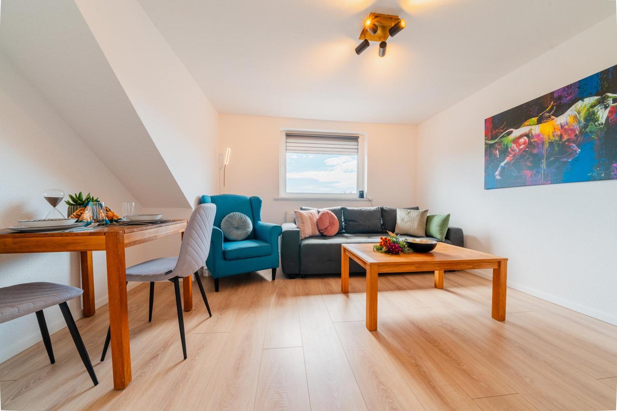 Zentrale Wohlfuehlwohnung - Ideal Fuer Ihren Urlaub Oder Die Geschaeftsreise Magdeburg Luaran gambar