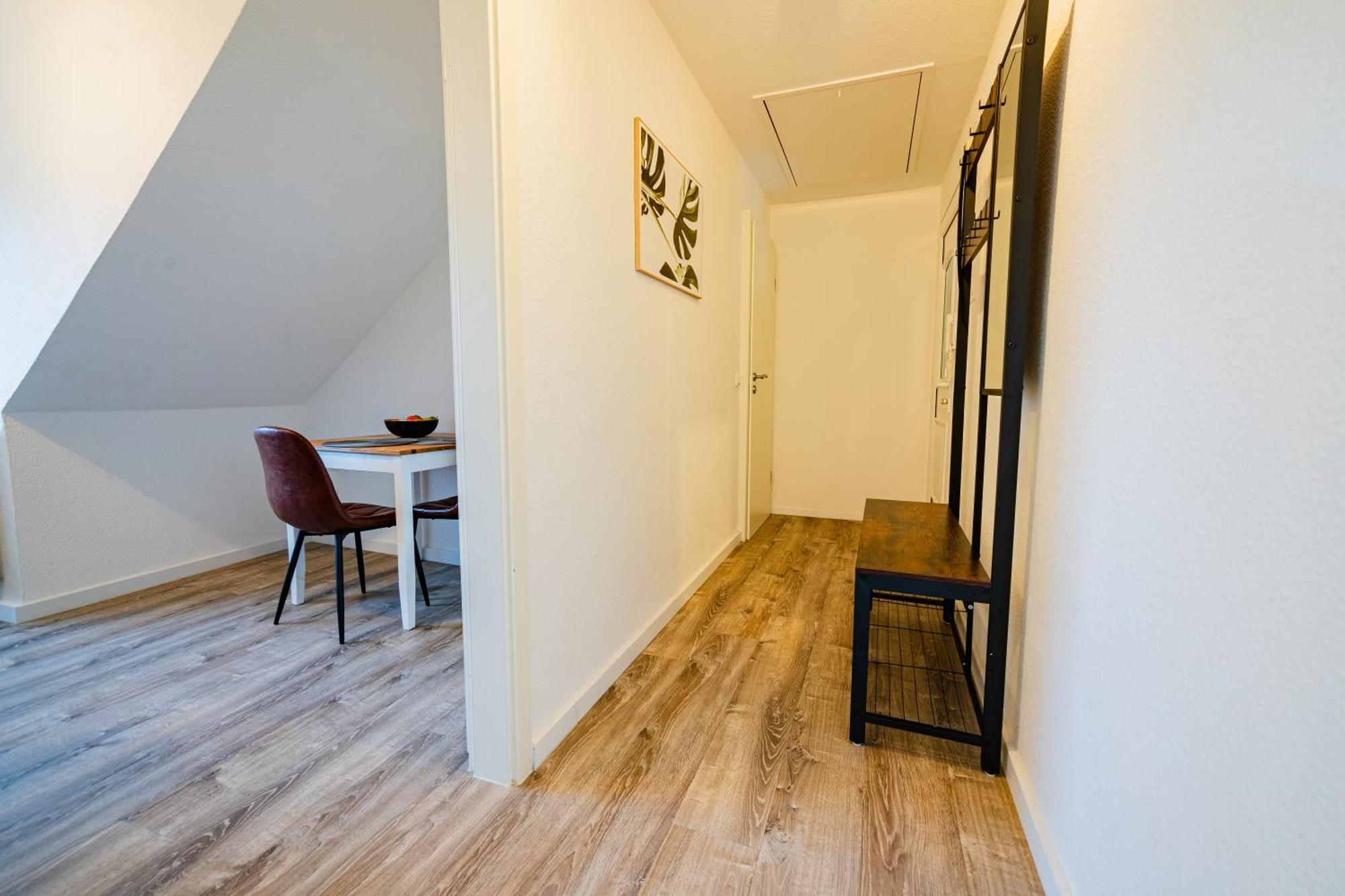 Zentrale Wohlfuehlwohnung - Ideal Fuer Ihren Urlaub Oder Die Geschaeftsreise Magdeburg Luaran gambar