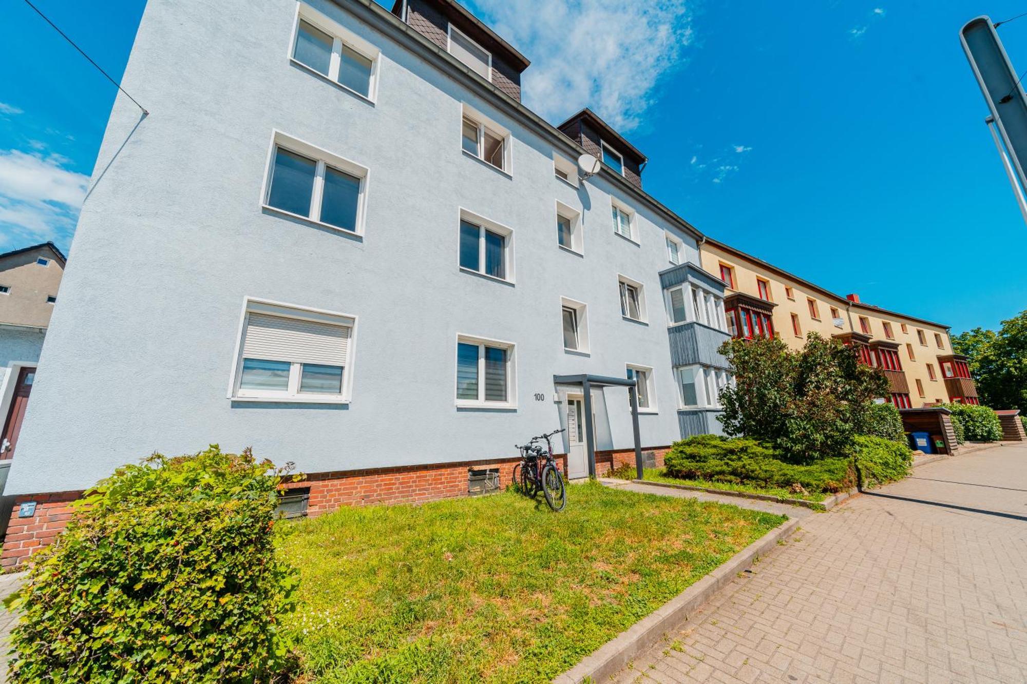 Zentrale Wohlfuehlwohnung - Ideal Fuer Ihren Urlaub Oder Die Geschaeftsreise Magdeburg Luaran gambar